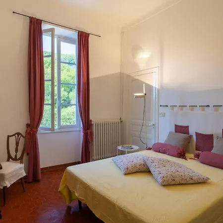 Costanza - Pre130 By Interhome Praelo